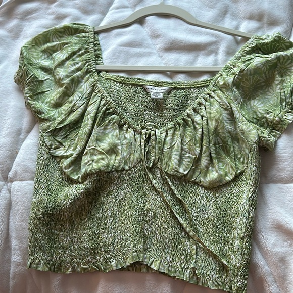 American Eagle Outfitters Tops - Green American eagle crop top.